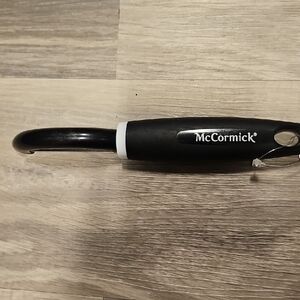McCormick Black Vegetable Peeler